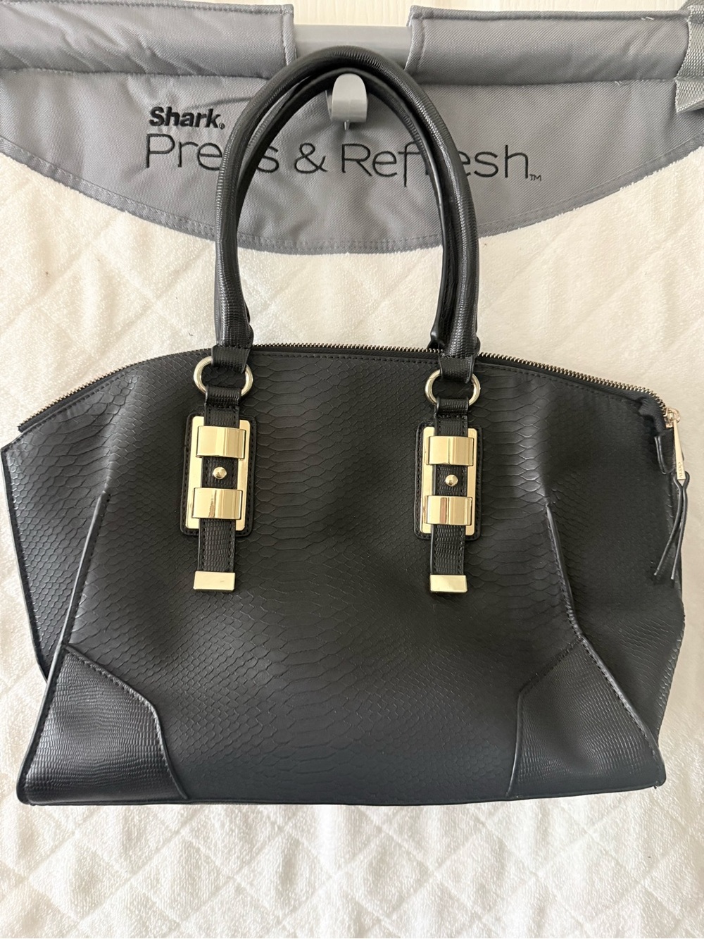 ALDO Black Snakeskin Embossed Satchel Handbag Gold Hardware Crossbody
